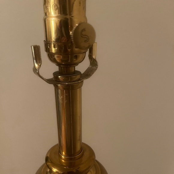 Beautiful Stiffel Lamp - Picture 5 of 5